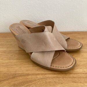 Born Nora Leather Cross Block Heel Slip on Cream Tan Workwear Size 9